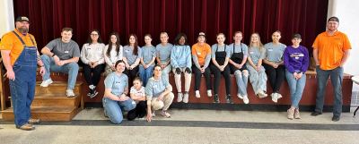 Servant Leadership Academy students and leaders gathered together for a group photo
